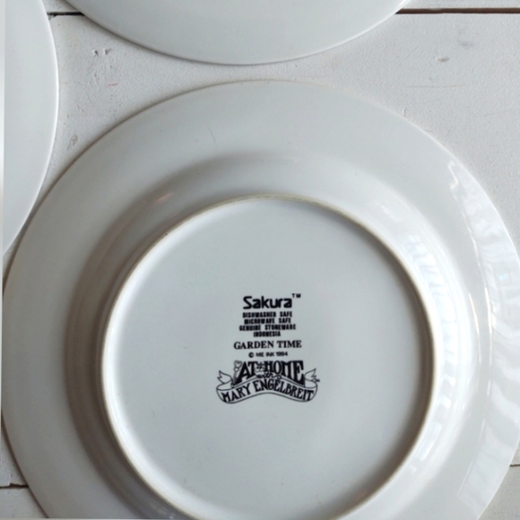Set of 3 Mary Engelbreit 8" plates Afternoon Tea & Garden Time - Picture 6 of 7
